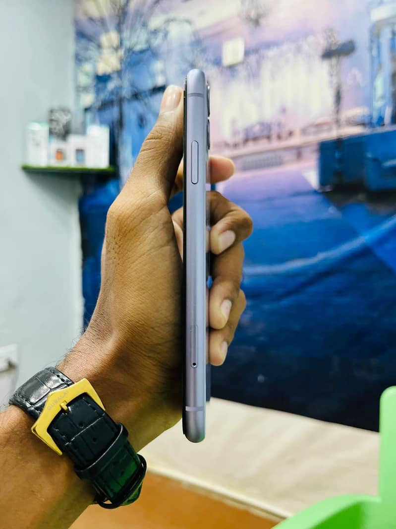 Apple iPhone 11 1