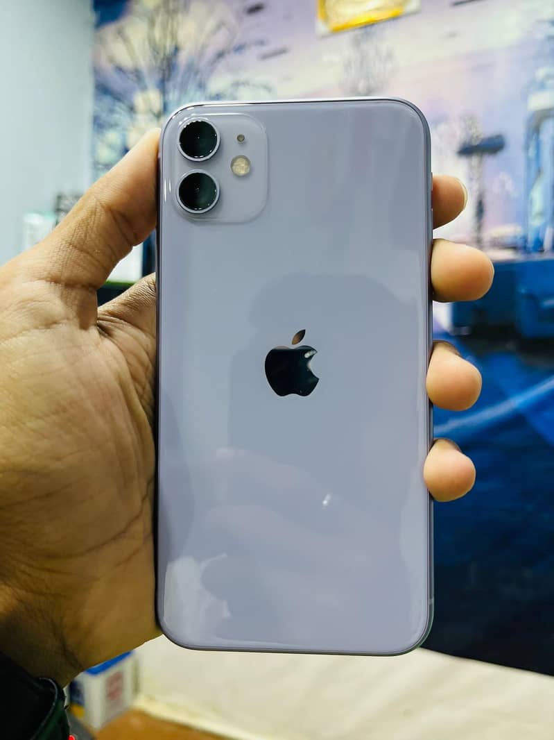Apple iPhone 11 4