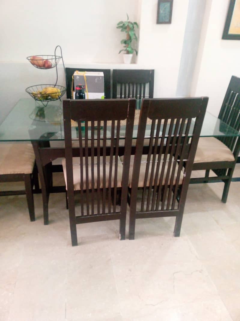 DINING TABLE WITH SIX CHAIRS 0