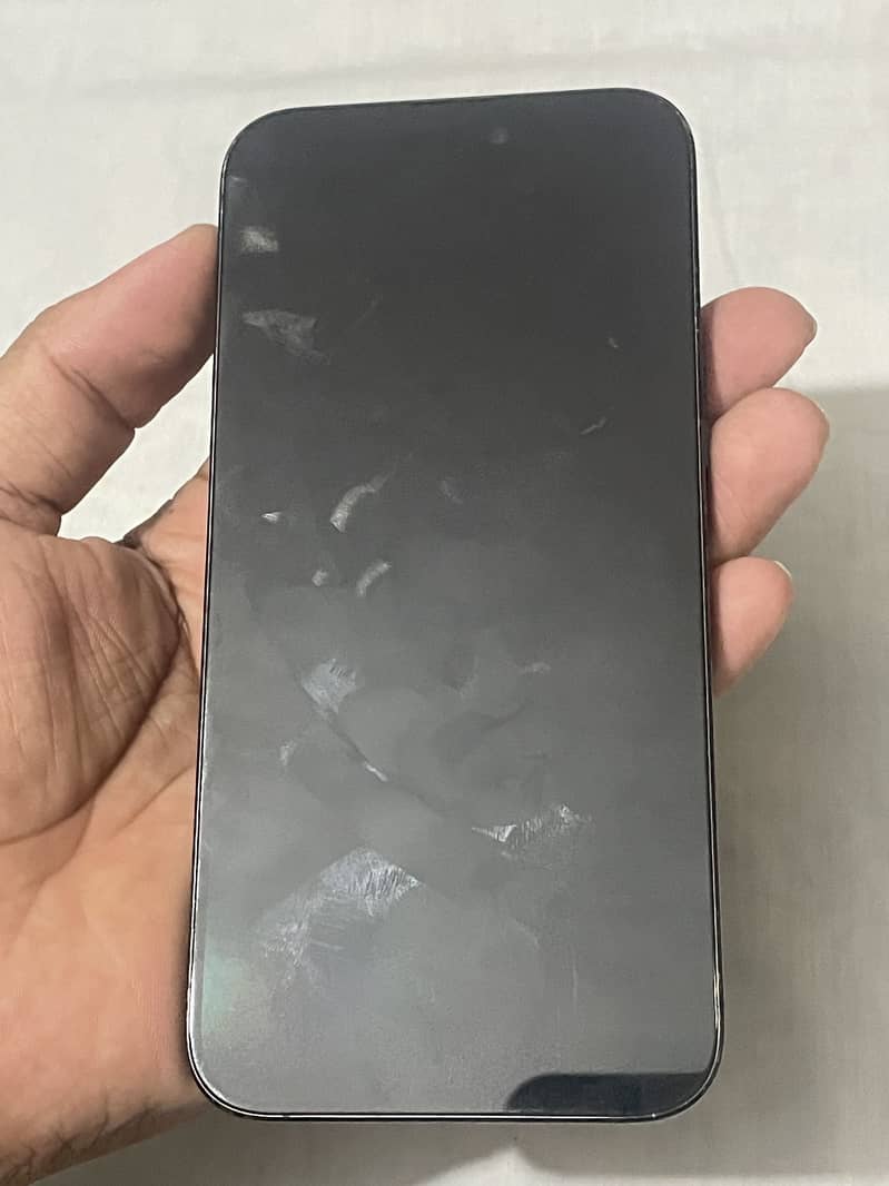 Apple iPhone 15 Pro Max 9