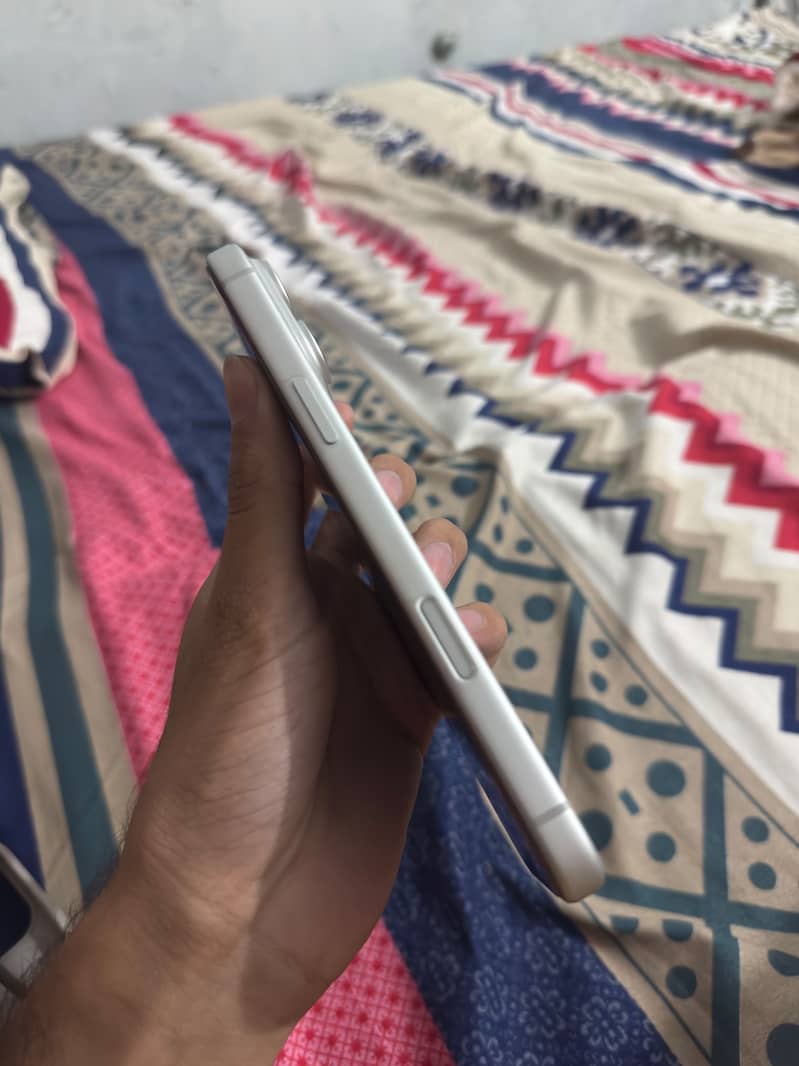 Apple iPhone 17 Pro Max 2