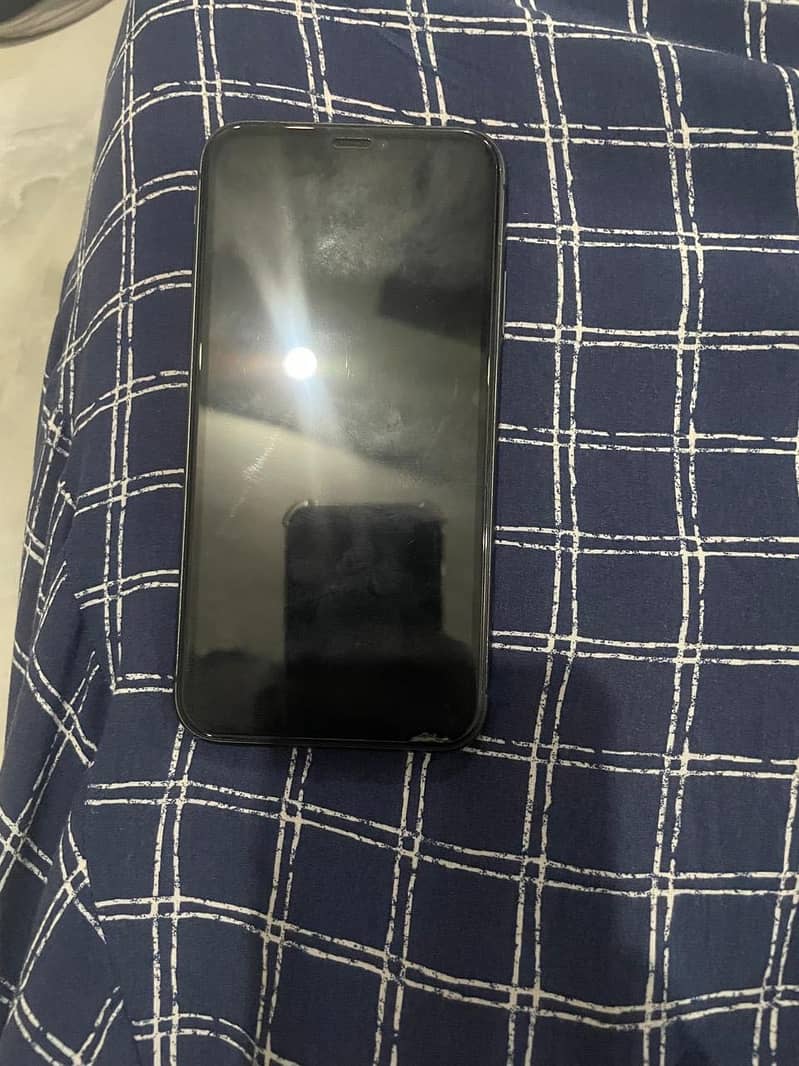 Apple iPhone 11 2