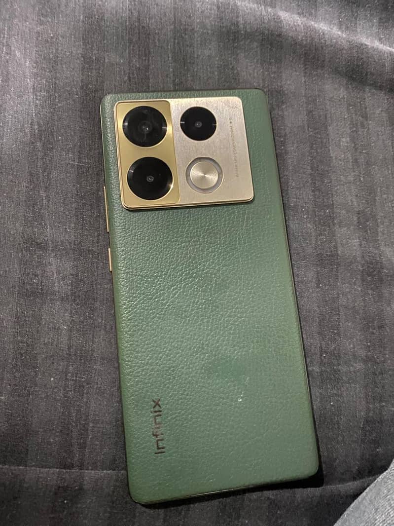 Infinix Note 40 Pro 1