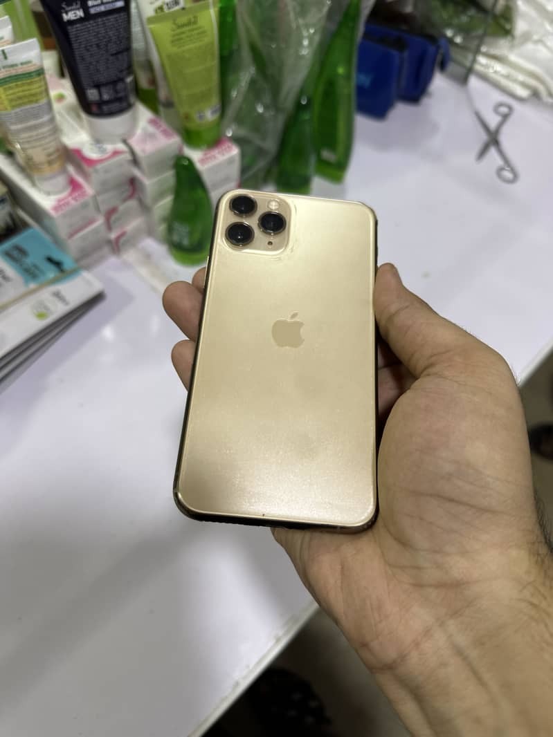 Apple iPhone 11 Pro 2