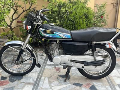 Honda 125 2011 model