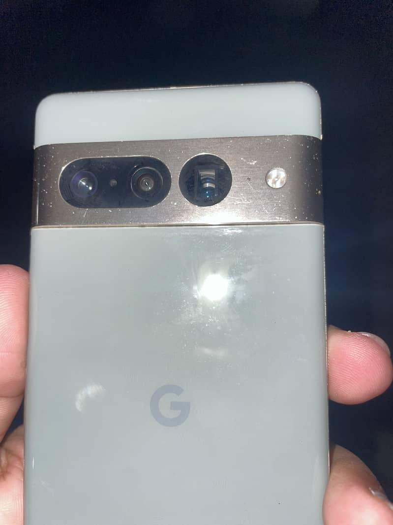 Google pixel 7 pro 2