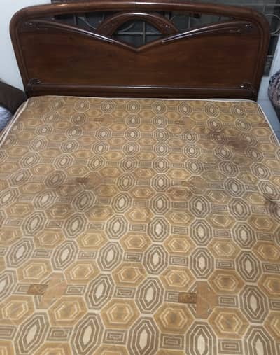 Wooden bed inner drawrs with mattress