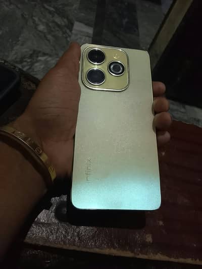 Infinix Hot 40i