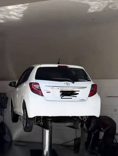 Toyota Vitz 2014