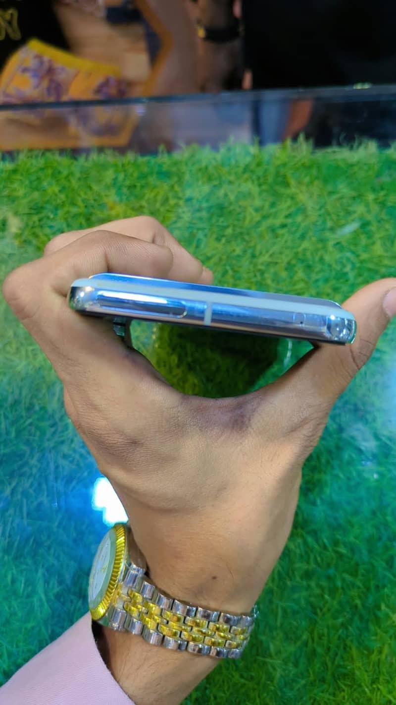 Google Pixel 8 Pro 3