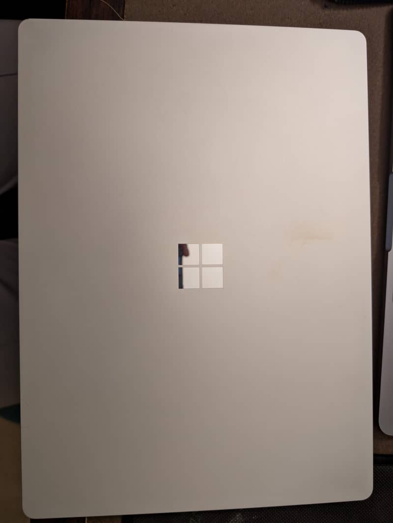 Microsoft Surface Laptop 2 1