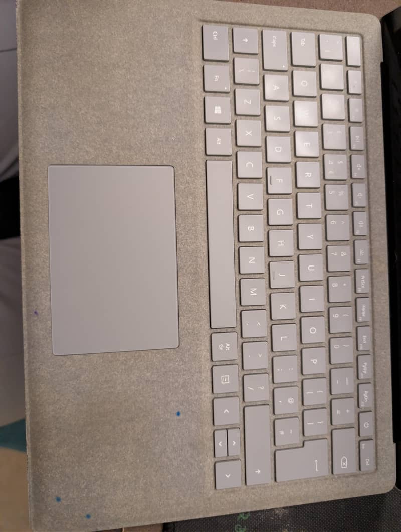 Microsoft Surface Laptop 2 2
