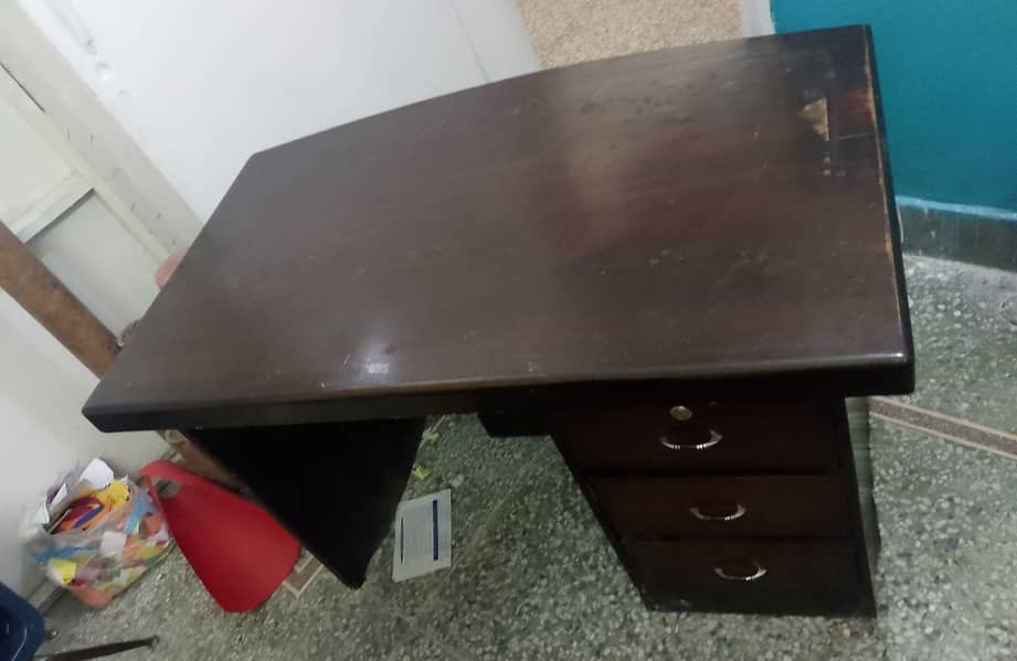Office table 0