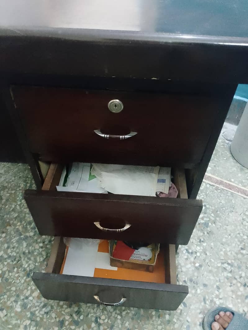 Office table 2