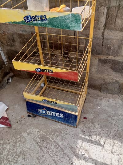 urgent sell ,lays racks
