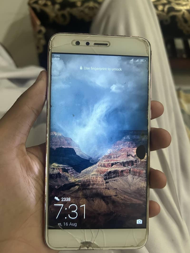 Huawei Nova 2 Plus 1