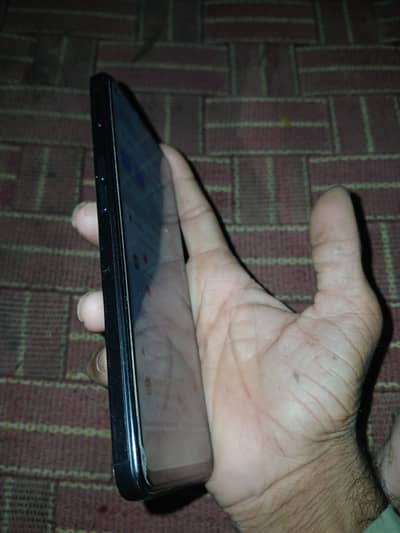 OPPO F21 Pro