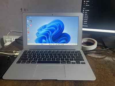 Mac book air with windows installed