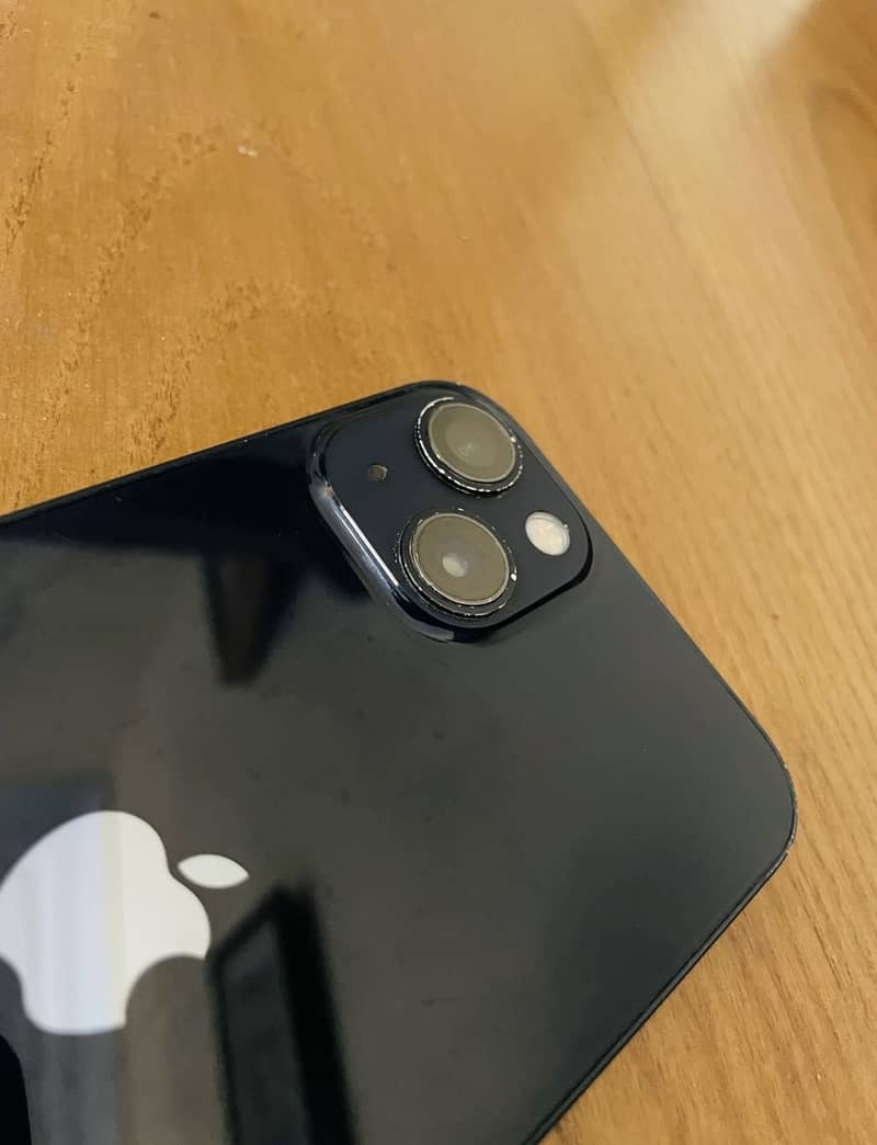 Apple iPhone 13 3