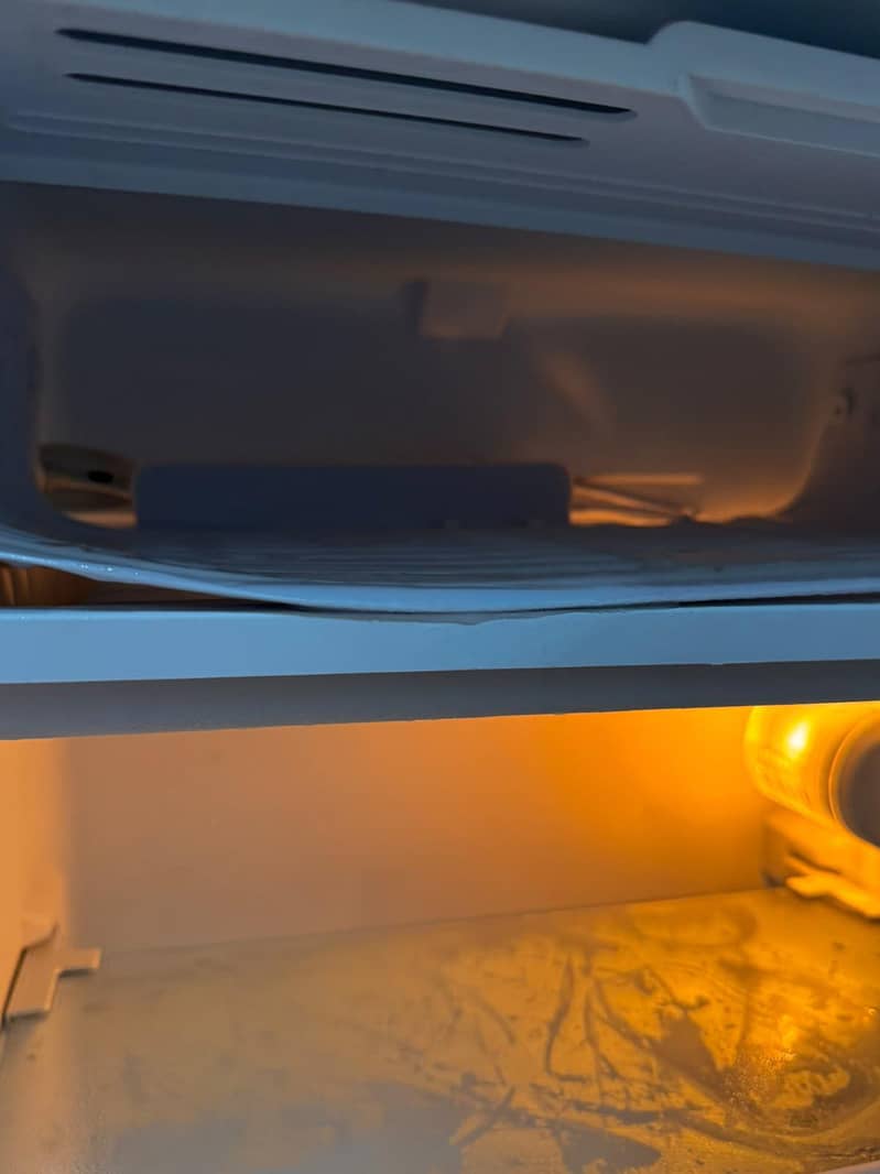 Refrigerator 1