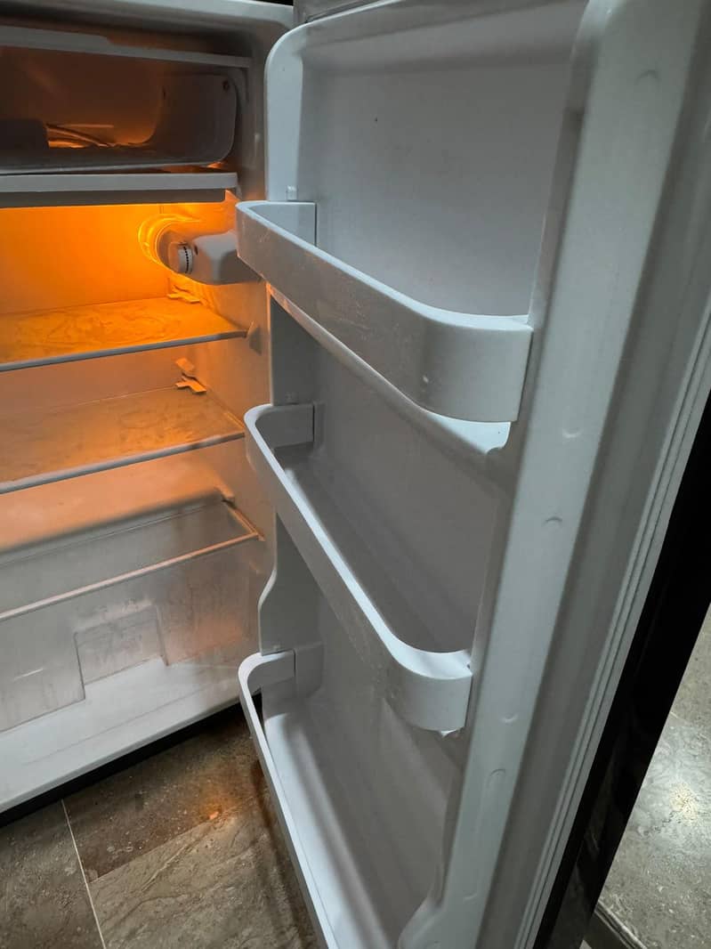 Refrigerator 2