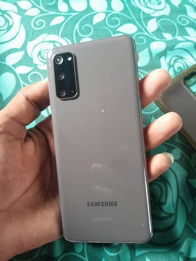 Samsung galaxy s20  4 /128 gb