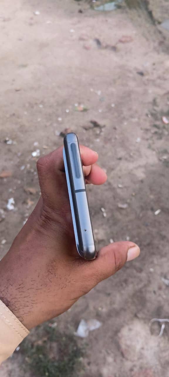 Google Pixel 7 Pro 6