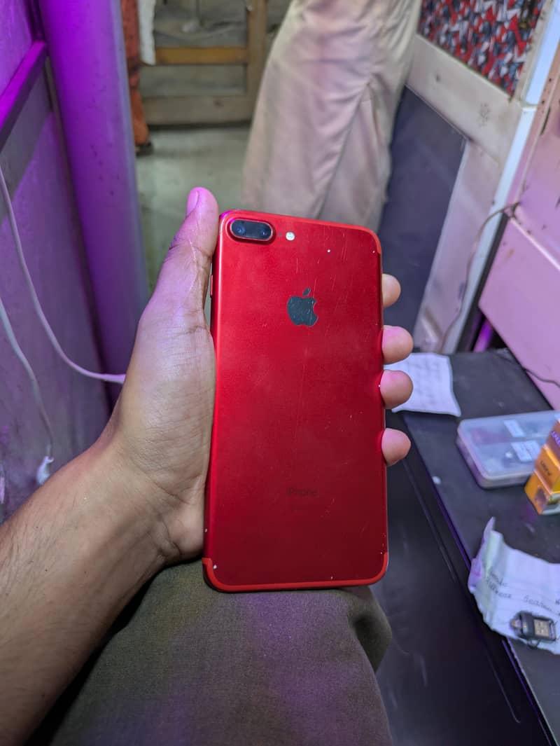 Apple iPhone 7 Plus 2