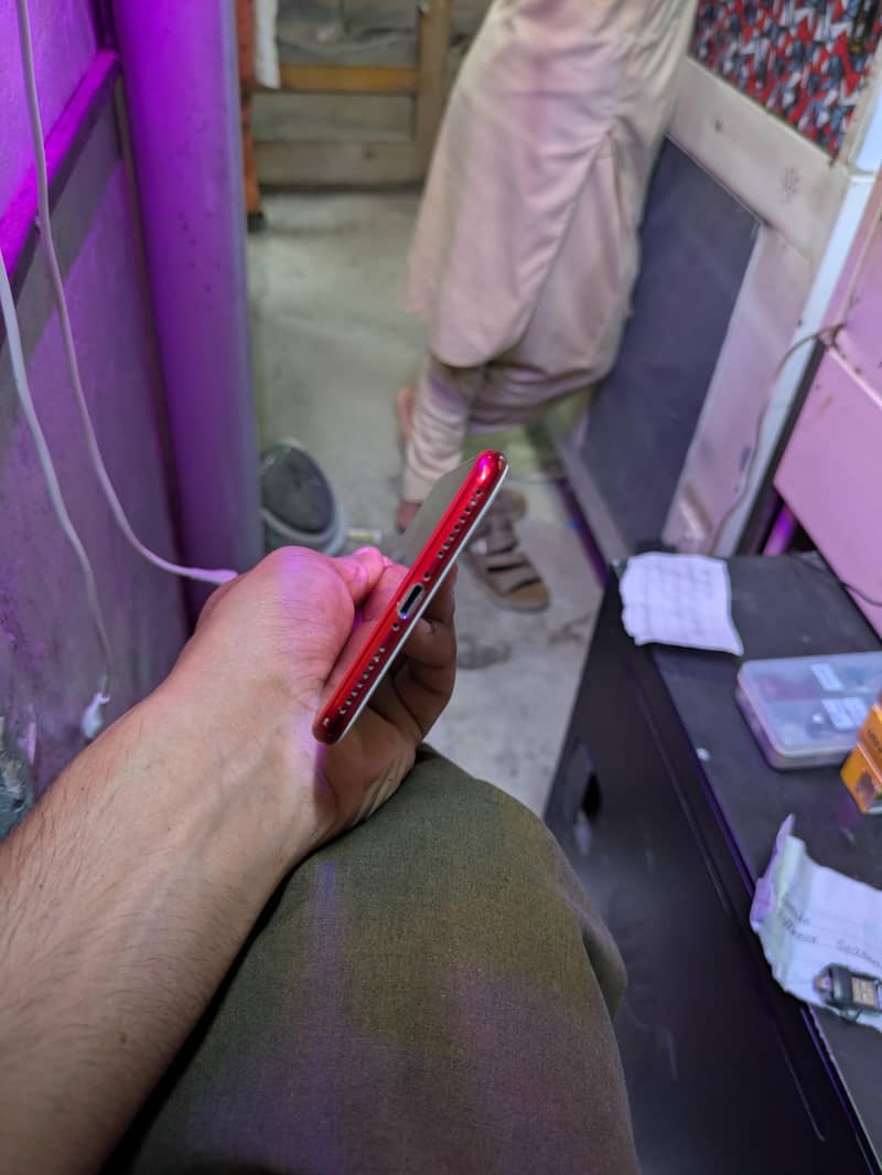 Apple iPhone 7 Plus 3