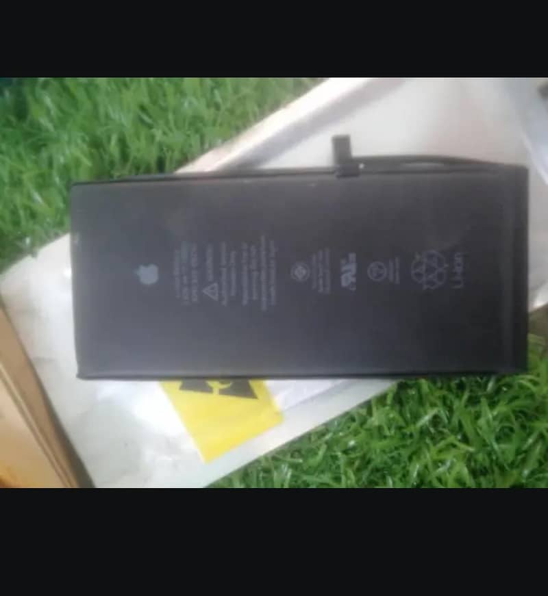 IPhone Batteries 4