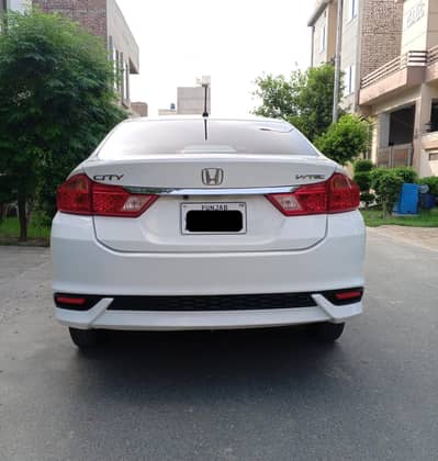 Honda City 1.2 M/T 2022 Excellent condition