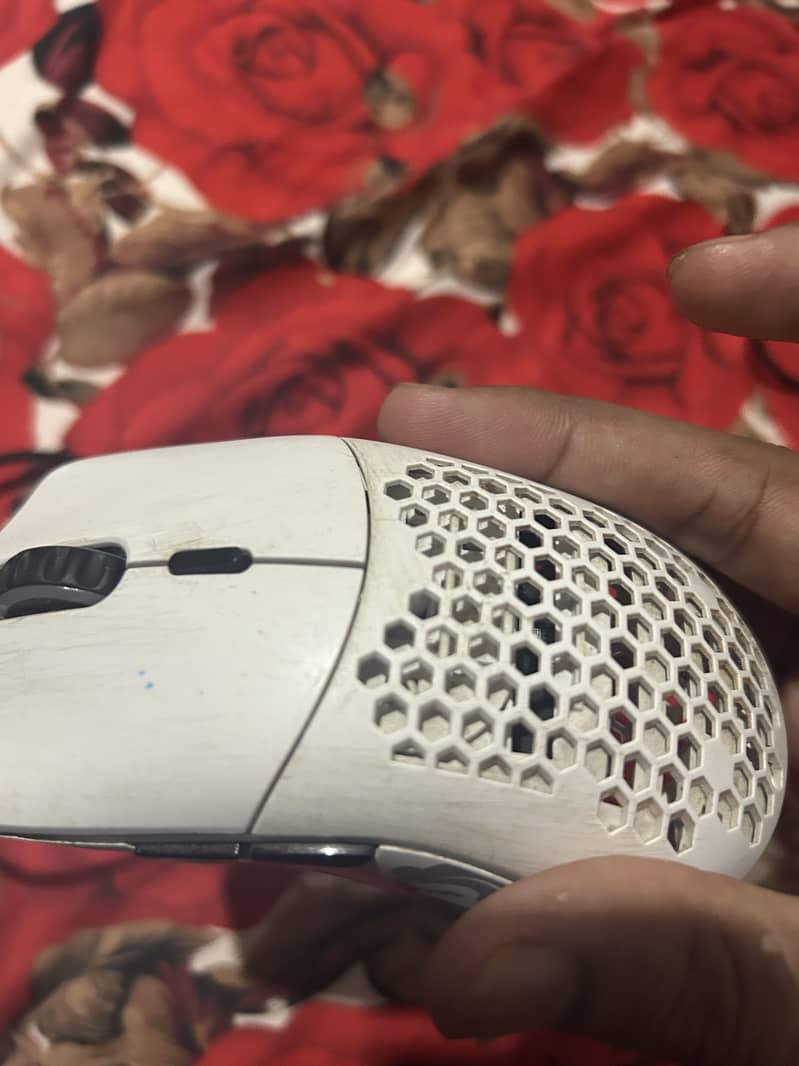 Glorious Model O wired mouse 0