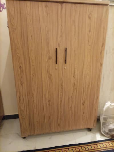 Wardrobe for sale only for 25000