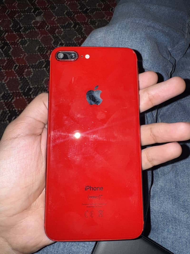 Apple iPhone 8 Plus 1