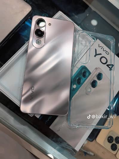 Vivo y04 /4+4128 GB only WhatsApp number 0326/7486939