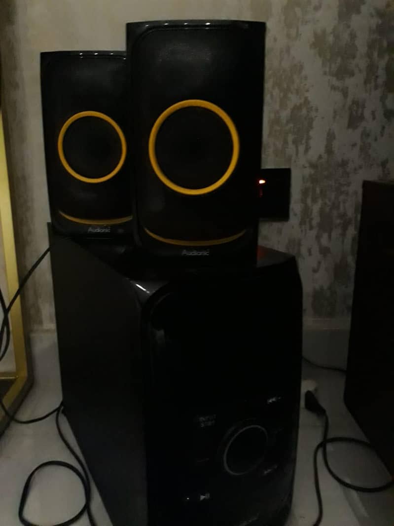 AUDIONIC 0