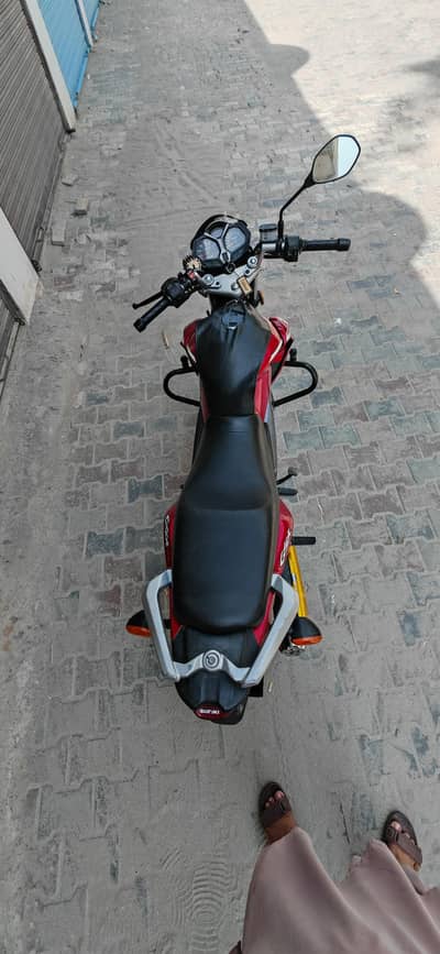 Suzuki GSX 125 - 2024 Model