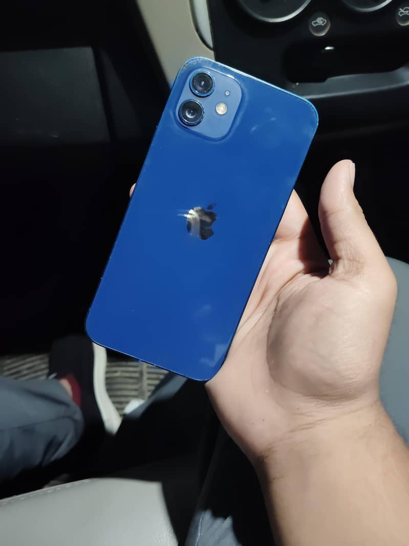 Apple iPhone 12 1