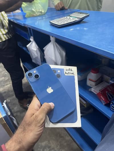 Iphone 13 256gb dual sim pta aproved with box waterpack