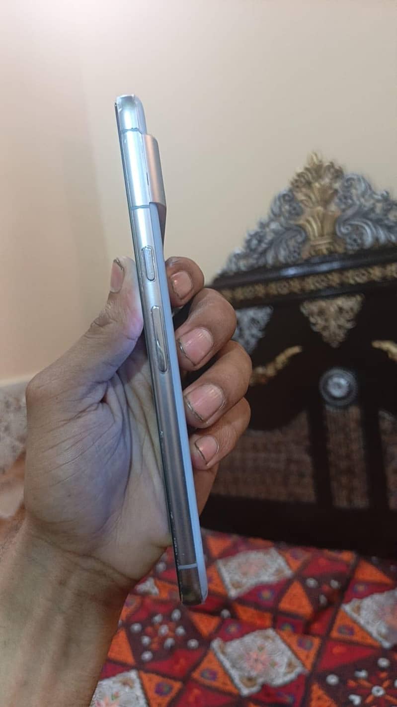 Google Pixel 8 Pro 5
