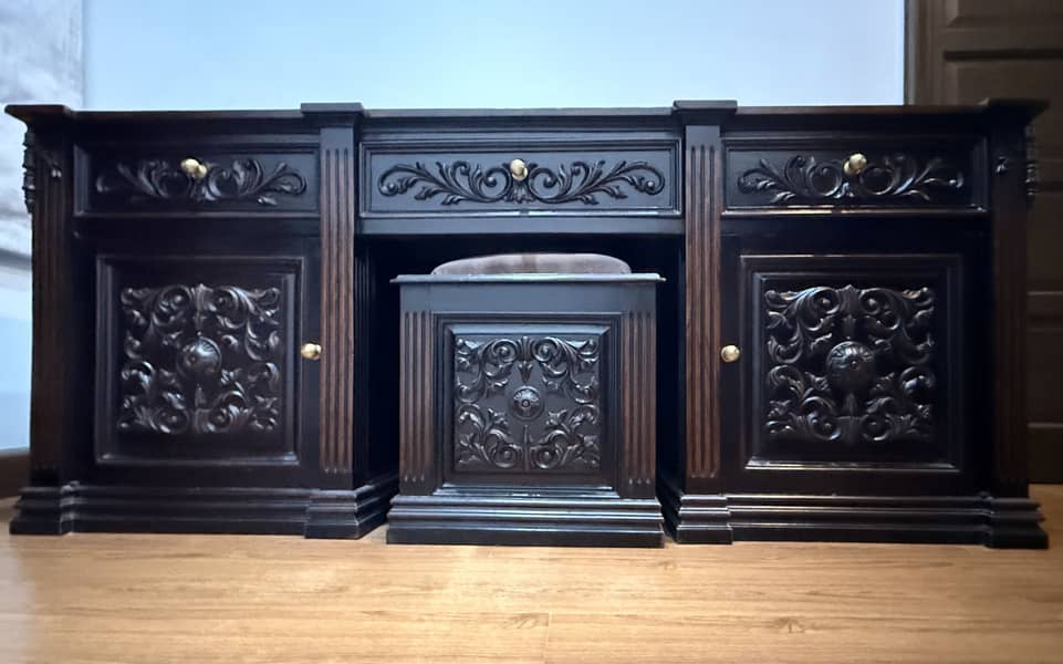 ROYAL CHINIOTI SOLID KING BED 3