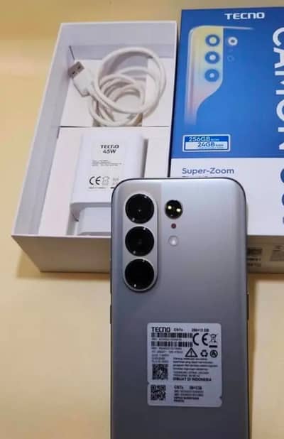 Tecno camon 50 Pro 16+16/256 GB