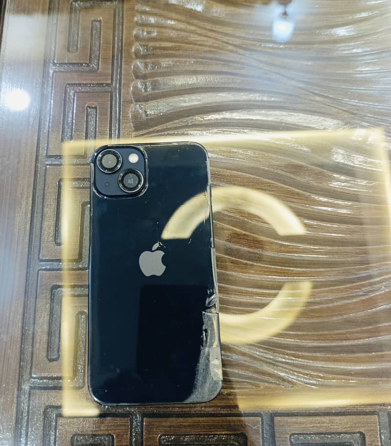 Apple iPhone 13 1