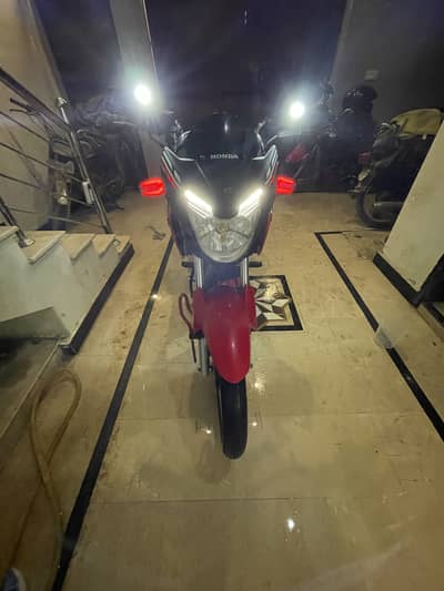 Honda CB 150F