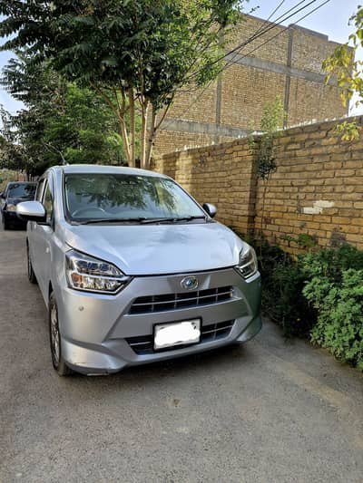 Daihatsu Mira 2017