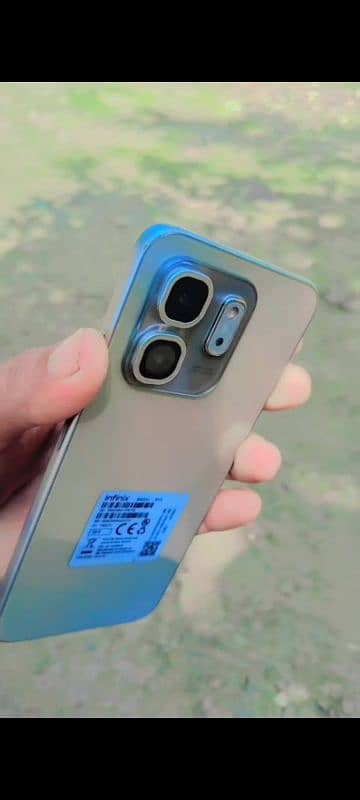 6 ram 128gb Maori  5000 battery hai