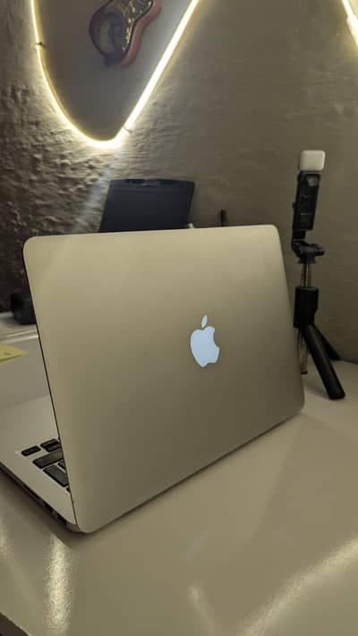 Apple MacBook Pro Retina 13” Early 2015 | Core i7 3.1GHz | 16GB RAM