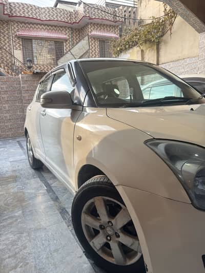 Suzuki Swift 2012