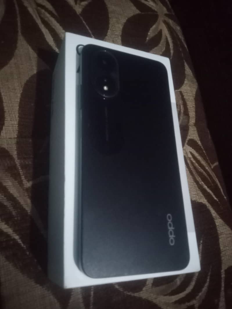 OPPO A18 1