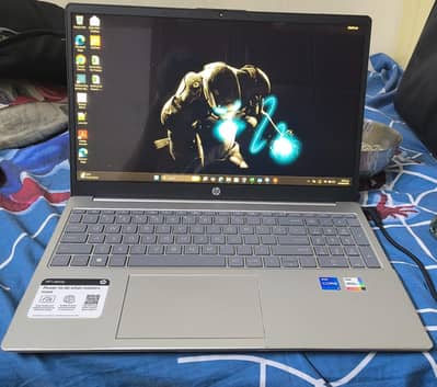 HP Laptop 15 i7/16gb